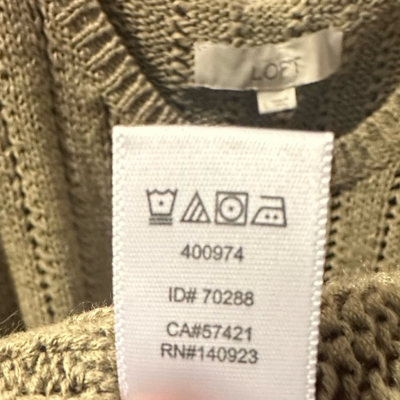 LOFT Cable Knit Sweater Vest l - Picture 5 of 6